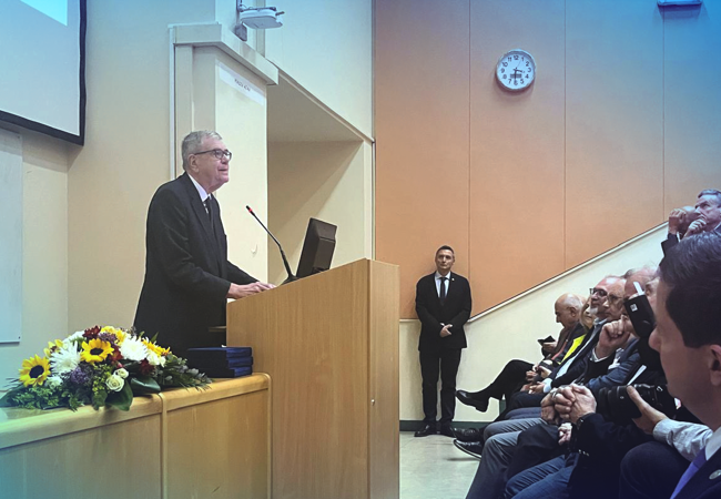 Periodontology postgrad program at NKUA celebrates 30 years